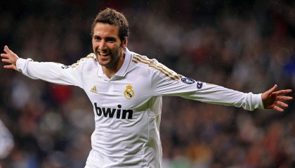 开云官网-牛津联节奏起伏控制得当，U球场冲刺前六，牛津联直播